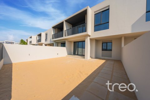 3 bedrooms Townhouse in Dubai, UAE No. 220859