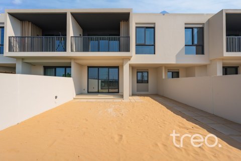 3 bedrooms Townhouse in Dubai, UAE No. 220859 21