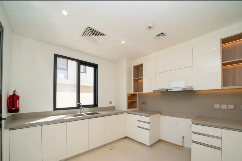 Villa de 4 dormitorios en Jebel Ali, UAE No. 221638 6