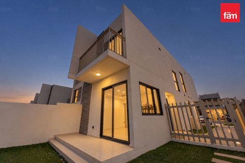 Villa de 3 dormitorios en Dubai, UAE No. 223666 24