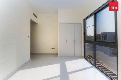 Villa de 3 dormitorios en Dubai, UAE No. 223666 10