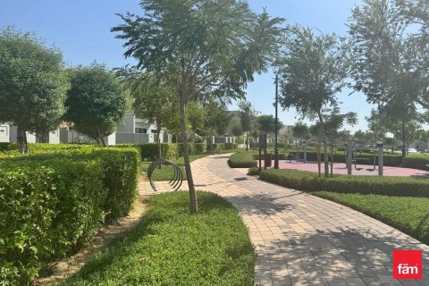 3 bedrooms Villa in Dubai, UAE No. 167151 16