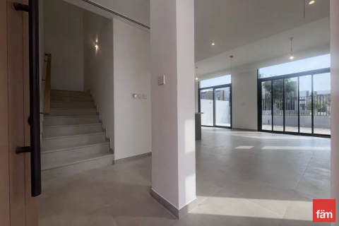 Townhouse de 4 dormitorios en Dubai, UAE No. 205563 6