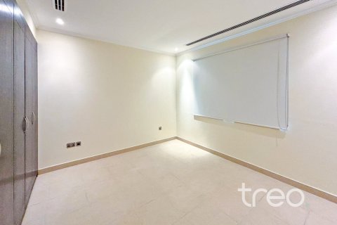 3 bedrooms Villa in Jumeirah Park, UAE No. 220784 15