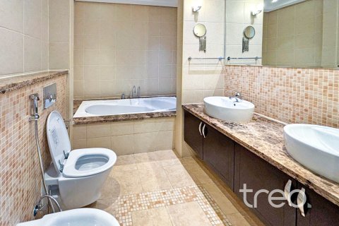 3 bedrooms Villa in Jumeirah Park, UAE No. 220784 11