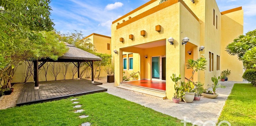3 bedrooms Villa in Jumeirah Park, UAE No. 220784