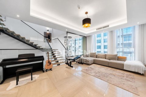 4 bedrooms Townhouse in Jumeirah Village Circle, UAE No. 212732 9