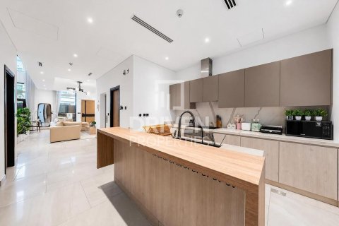 4 bedrooms Townhouse in Jumeirah Village Circle, UAE No. 212732 21