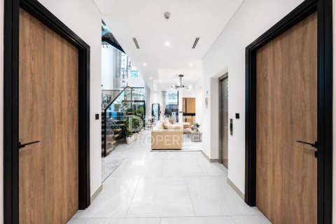 4 bedrooms Townhouse in Jumeirah Village Circle, UAE No. 212732 17