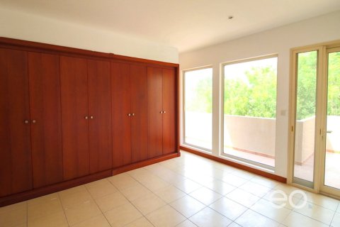 3 bedrooms Villa in Saheel, UAE No. 220807 13