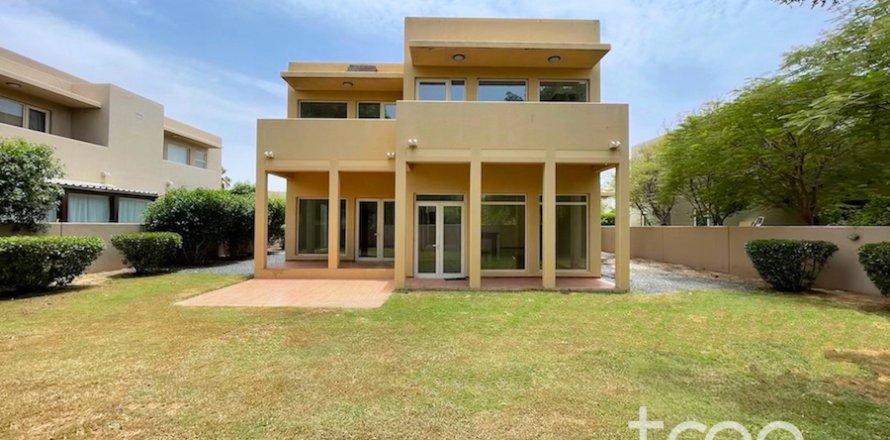 3 bedrooms Villa in Saheel, UAE No. 220807