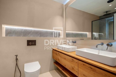 2 bedrooms Apartment in Central Park Tower, UAE No. 212912 15