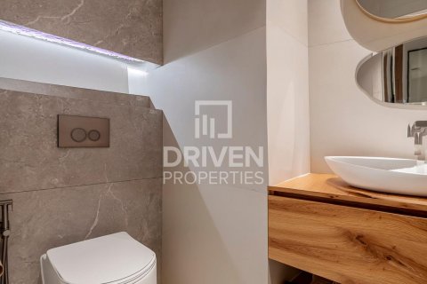 2 bedrooms Apartment in Central Park Tower, UAE No. 212912 16