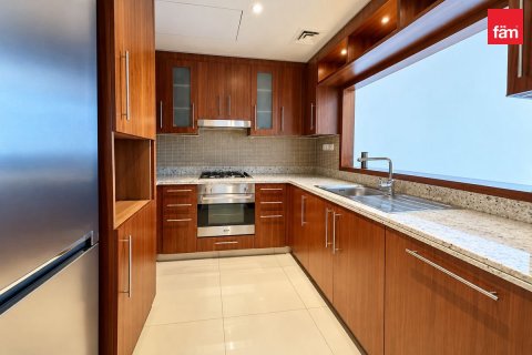 1 bedroom Apartment in Downtown Dubai (Downtown Burj Dubai), UAE No. 216825 4
