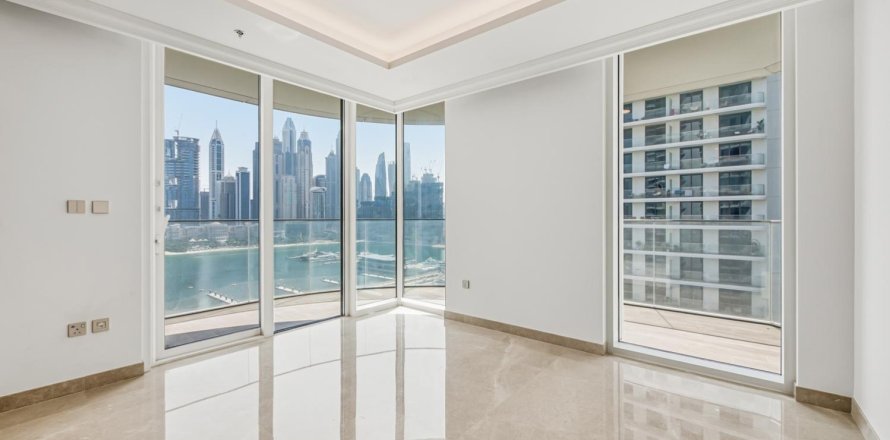 2 bedrooms Apartment in EMAAR Beachfront, UAE No. 225572