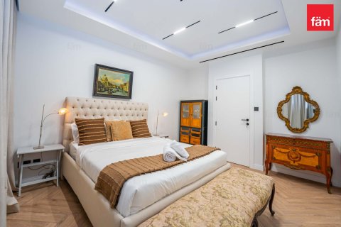 Villa de 2 dormitorios en Dubai, UAE No. 137133 24