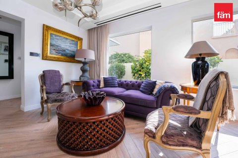Villa de 2 dormitorios en Dubai, UAE No. 137133 5