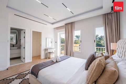 Villa de 2 dormitorios en Dubai, UAE No. 137133 12