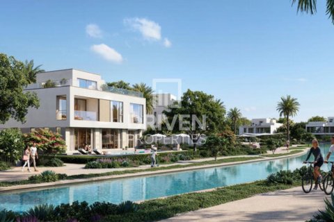 Villa de 6 dormitorios en Dubai, UAE No. 206802 9