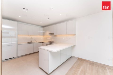 Apartment de 3 dormitorios en Dubai, UAE No. 213354 4