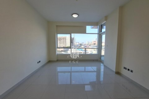 Apartment de 2 dormitorios en Al Bateen, UAE No. 19723 4