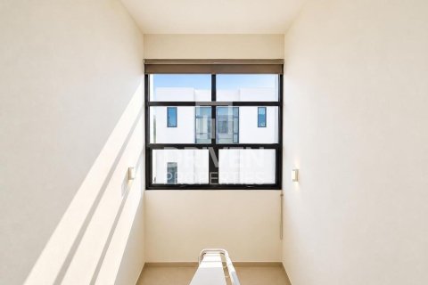 6 bedrooms Villa in Dubai, UAE No. 211200 9