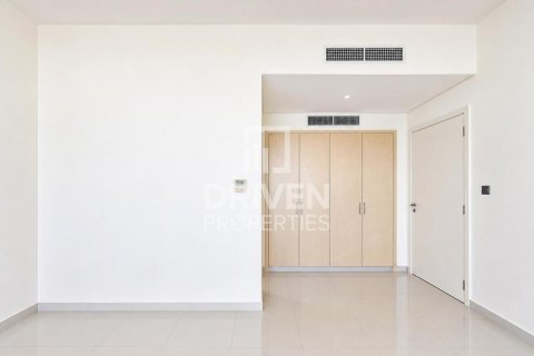 6 bedrooms Villa in Dubai, UAE No. 211200 19