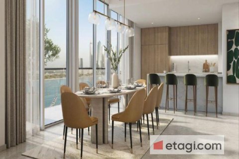 Квартира с 2 спальнями в EMAAR Beachfront, ОАЭ №76341 8