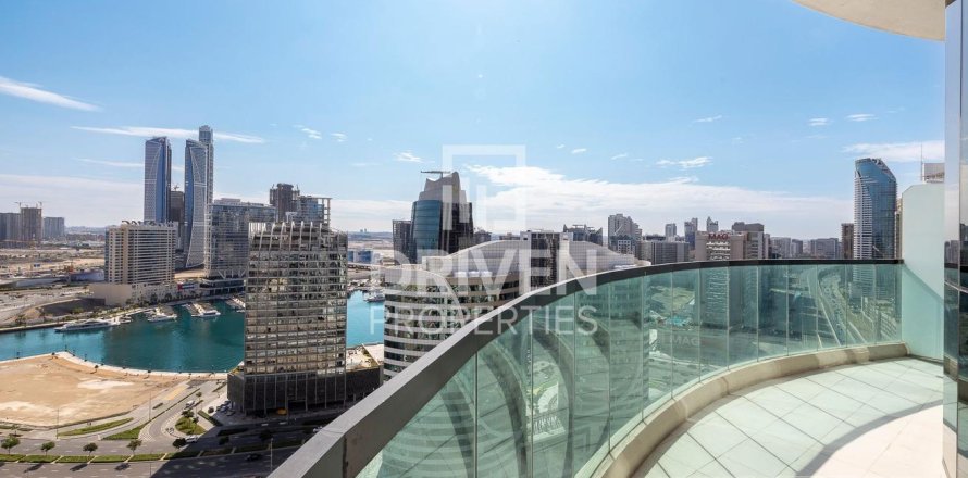 2 bedrooms Apartment in Downtown Dubai (Downtown Burj Dubai), UAE No. 211425