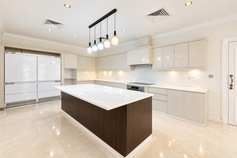 6 bedrooms Villa in Sector E, UAE No. 223486 4