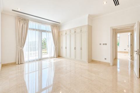 6 bedrooms Villa in Sector E, UAE No. 223486 18