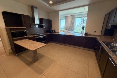 Apartment de 2 dormitorios en Palm Jumeirah, UAE No. 203515 9