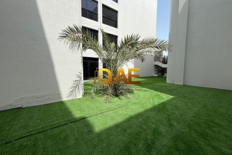 Villa de 4 chambres à Mirdif Villas, UAE No. 35522 20