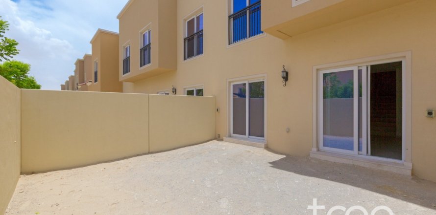 Townhouse de 3 chambres à Villanova, UAE No. 200788
