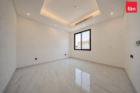 4 bedrooms Villa in Al Barsha, UAE No. 131220 12