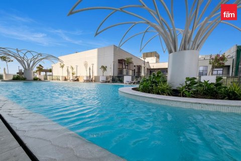 Appartement de 2 chambres à Dubai, UAE No. 224709