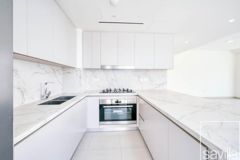 Appartement de 3 chambres à EMAAR Beachfront, UAE No. 214016 17