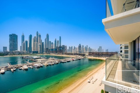 Appartement de 3 chambres à EMAAR Beachfront, UAE No. 214016 9