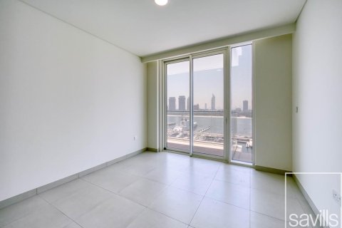 Appartement de 3 chambres à EMAAR Beachfront, UAE No. 214016 16