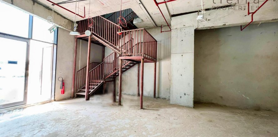 245مربع، عقار تجاري في Sheikh Zayed Road, الإمارات العربية المتحدة رقم 38862