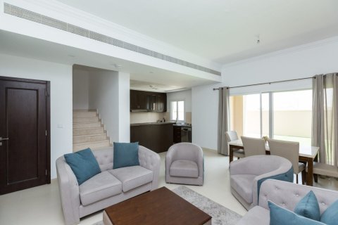 Villa de 3 dormitorios en Casa Viva, UAE No. 185015 3