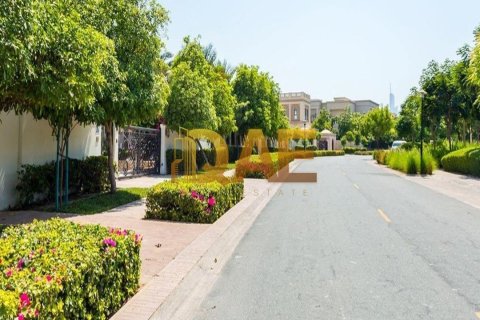 Вилла с 7 спальнями в Emirates Hills, ОАЭ №3680 17