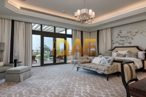 Вилла с 7 спальнями в Emirates Hills, ОАЭ №3680 12