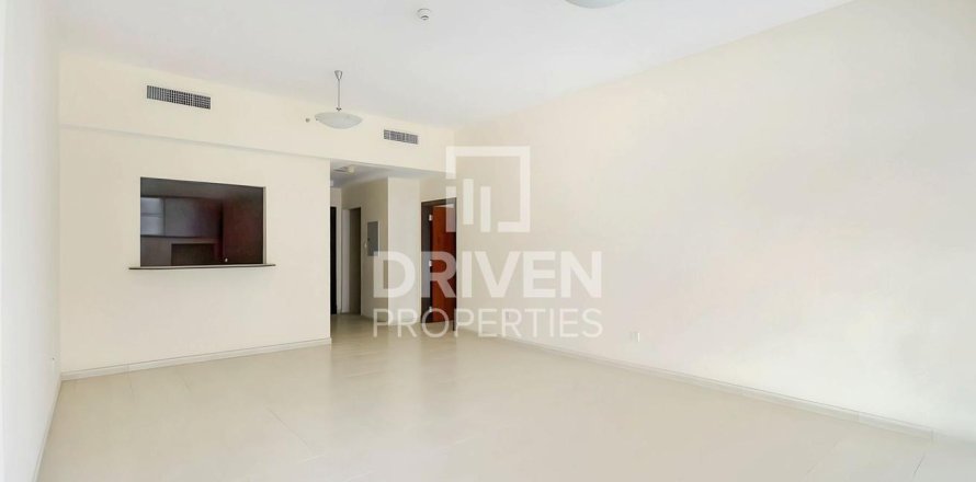 1 bedroom Apartment in Dubai Sports City, UAE No. 211324