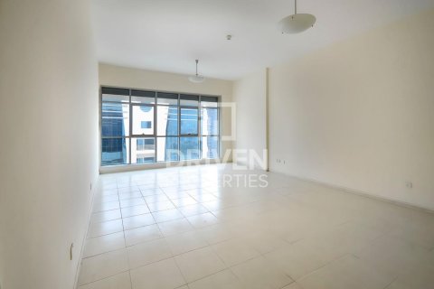 1 bedroom Apartment in Dubai Sports City, UAE No. 211324 4