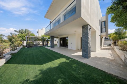 Villa de 4 dormitorios en  Yas Island, UAE No. 223491