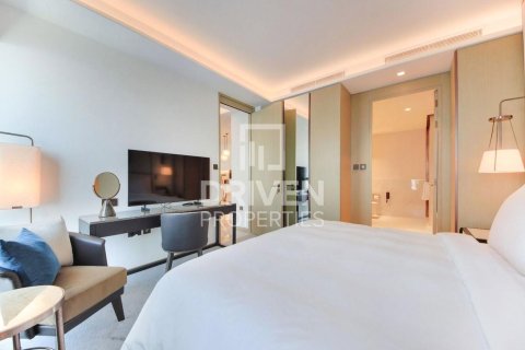 1 bedroom Apartment in Address Harbour Point, UAE No. 218423 8