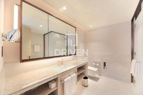 1 bedroom Apartment in Address Harbour Point, UAE No. 218423 11