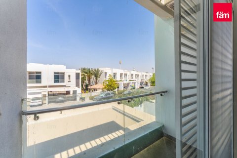 3 bedrooms Townhouse in Dubai, UAE No. 216220 3