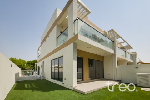 4 bedrooms Townhouse in DAMAC Hills (Akoya by DAMAC), UAE No. 220834